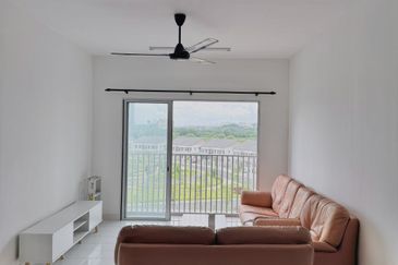 Residensi Idaman Cyberjaya – Condominium – 3R Partial Furnished Near Putrajaya & KLIA – For Rent