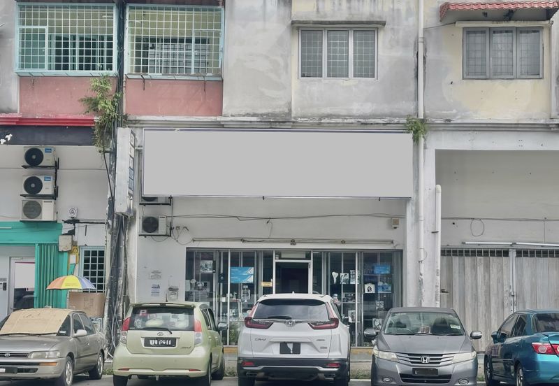 Pusat Perniagaan Desa Ria 2 Seri Kembangan – Ground Floor Shoplot – High Foot Traffic – For Rent