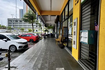 Ground Floor Shoplot Next to Kipmall @ Kota Warisan, Sepang