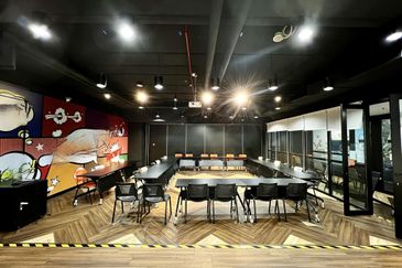 Fully Furnished Vibrant Modern Co-Working Space For Rental @ Subang