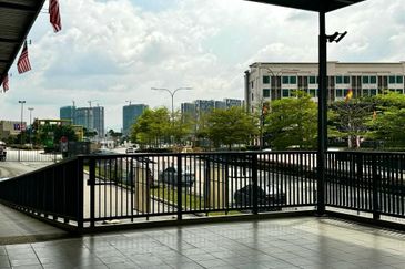 For Rent - Delivery Rider Friendly Restaurant Space @ Bangi Avenue