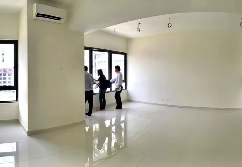 Pandora @ Tropicana Metropark