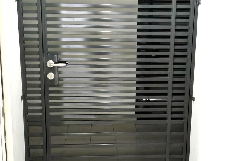 Pandora @ Tropicana Metropark