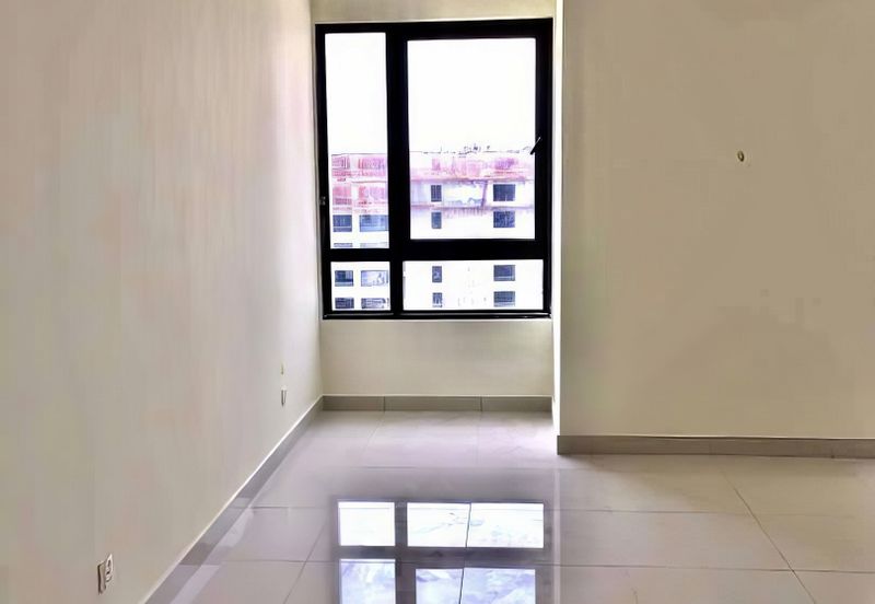 Pandora @ Tropicana Metropark