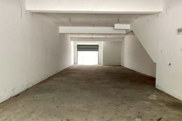 For Rent - Ground Floor Shop Lot Located at Taman Kenanga, Sepang