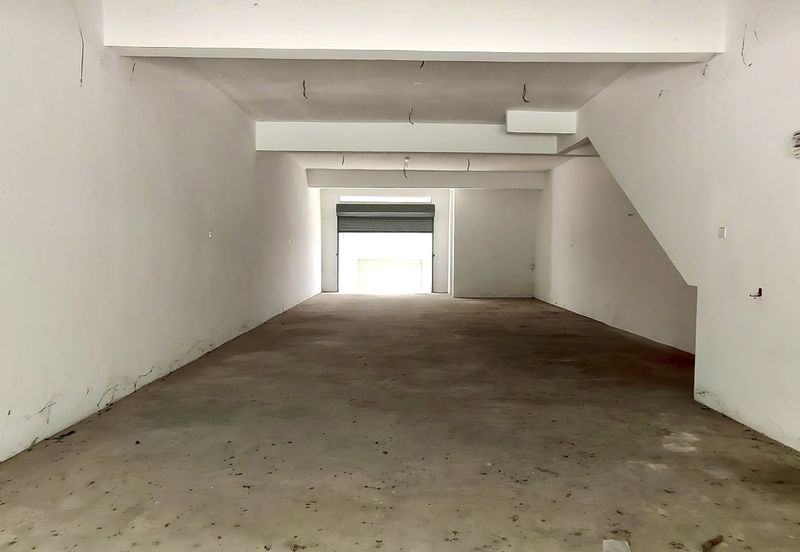 For Rent - Ground Floor Shop Lot Located at Taman Kenanga, Sepang