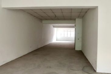 For Rent - Ground Floor Shop Lot Located at Taman Kenanga, Sepang
