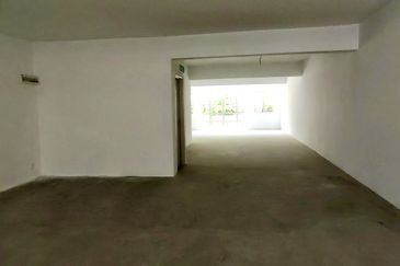 For Rent - Ground Floor Shop Lot Located at Taman Kenanga, Sepang