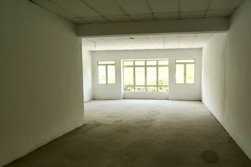 For Rent - Ground Floor Shop Lot Located at Taman Kenanga, Sepang
