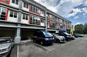 For Rent - Ground Floor Shop Lot Located at Taman Kenanga, Sepang