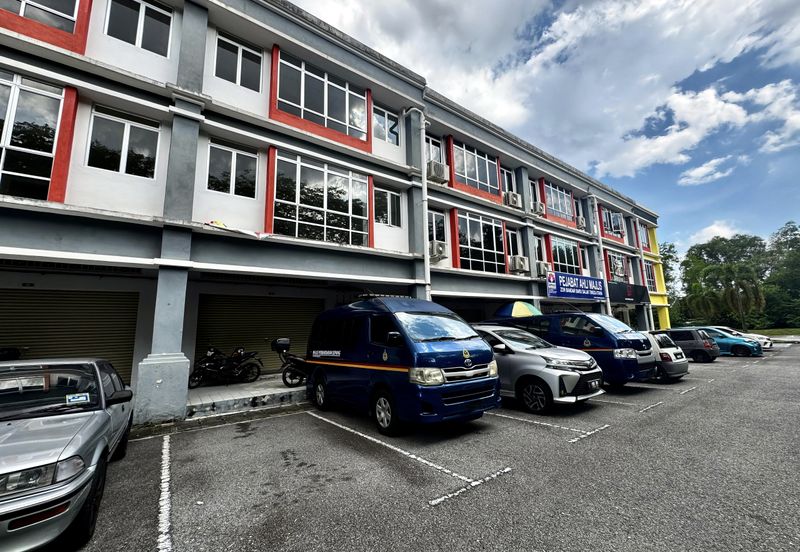 For Rent - Ground Floor Shop Lot Located at Taman Kenanga, Sepang