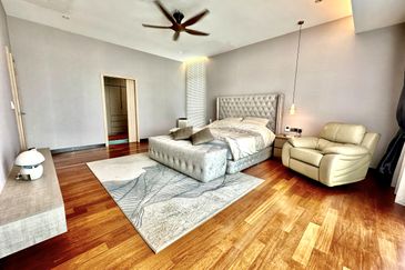 Clover Garden Residences