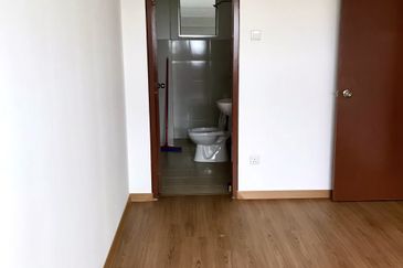 For Rent - Peaceful Surrounding @ Seri Warisan Apartment, Sepang