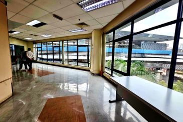 For Rent - Established Prime Location 5 Storey Building @ Bandar Utama