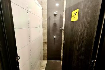 For Rent - Established Prime Location 5 Storey Building @ Bandar Utama