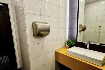 For Rent - Established Prime Location 5 Storey Building @ Bandar Utama