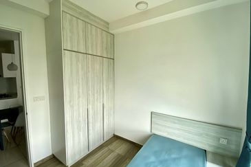 Kenwingston Square Garden