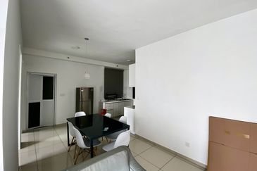 Kenwingston Square Garden