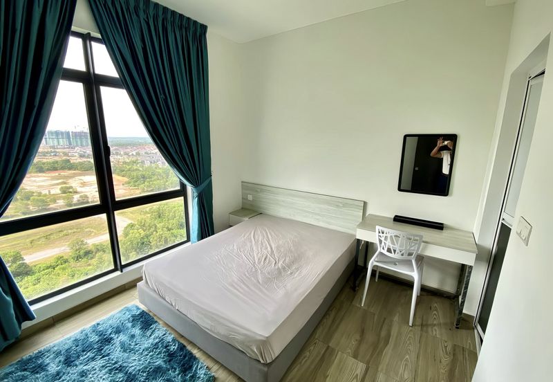 Kenwingston Square Garden