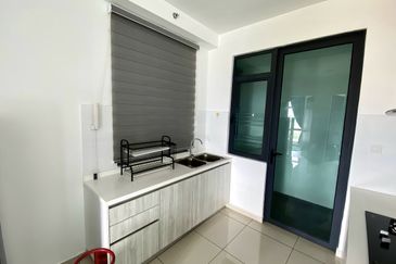 Kenwingston Square Garden