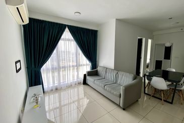 Kenwingston Square Garden