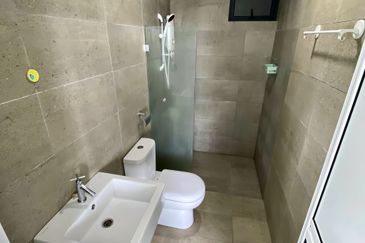 Kenwingston Square Garden