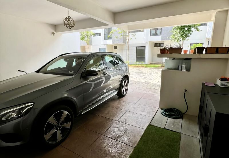 Mozart, Symphony Hills