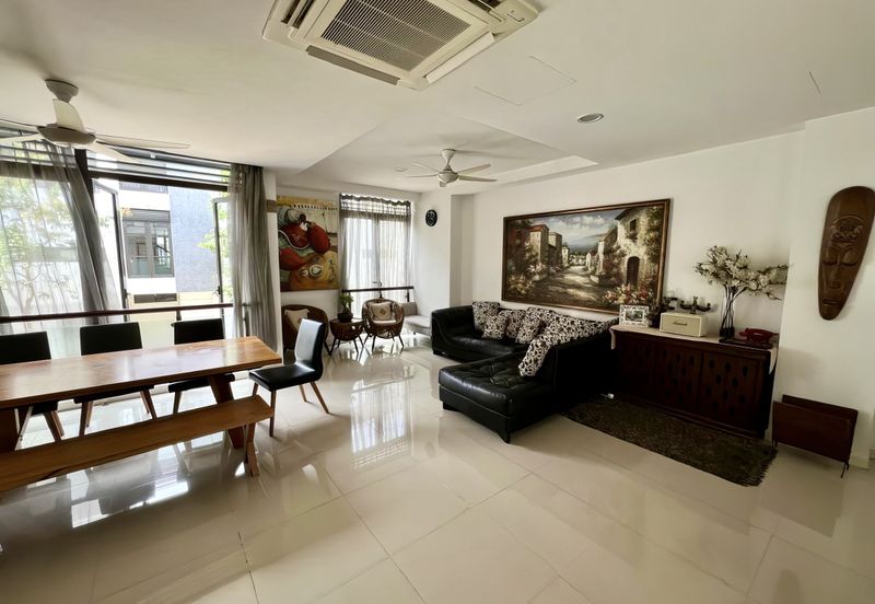 Mozart, Symphony Hills