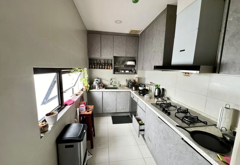 Mozart, Symphony Hills