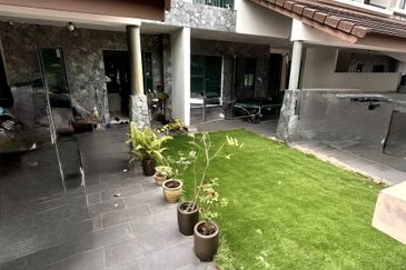 Charms of Nusantara, Setia Eco Glades