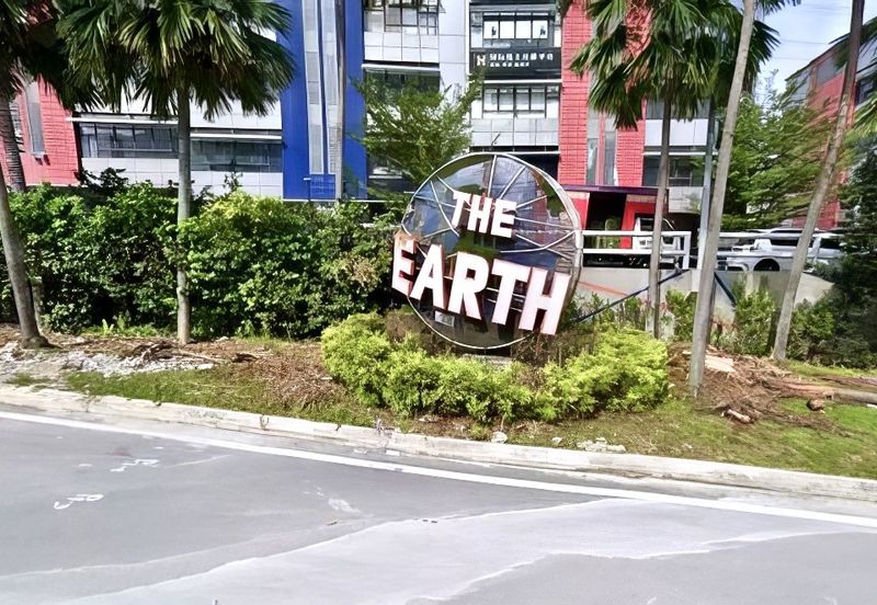 The Earth @ Bukit Jalil