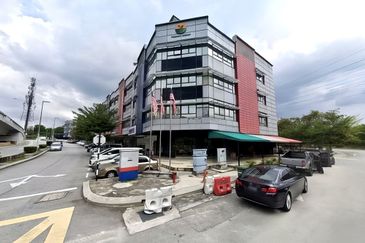 The Earth @ Bukit Jalil