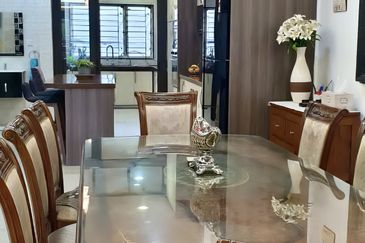 For Sale - Lake View 2.5 Storey Super Link, USJ Heights 