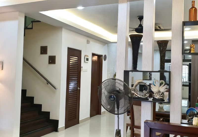 For Sale - Lake View 2.5 Storey Super Link, USJ Heights 