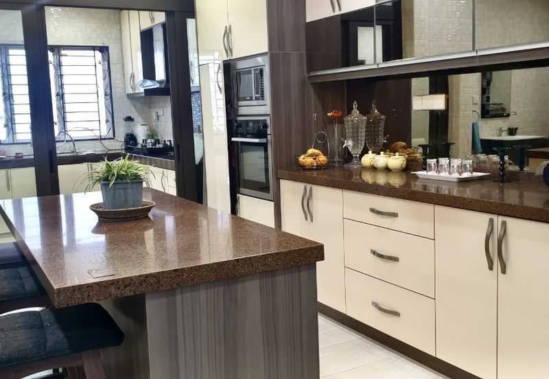 For Sale - Lake View 2.5 Storey Super Link, USJ Heights 