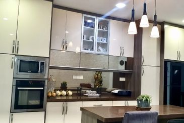 For Rent - Lake View 2.5 Storey Super Link, USJ Heights 