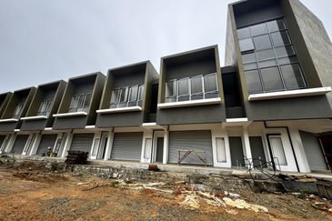 Bandar Baru Salak Tinggi