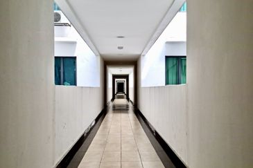 Vista Alam Serviced Apartment