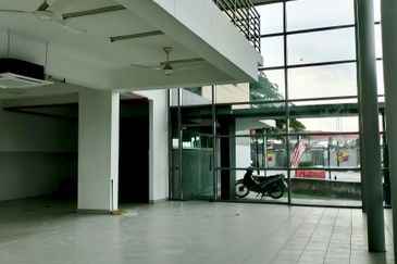 For Rent: High-Visibility 1.5-Storey Commercial Space @ Vega Residensi, Cyberjaya