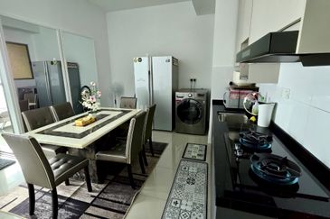 Apex Tower & Vertex Tower @ CyberSquare