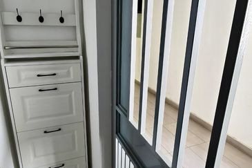 Apex Tower & Vertex Tower @ CyberSquare