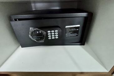 Apex Tower & Vertex Tower @ CyberSquare