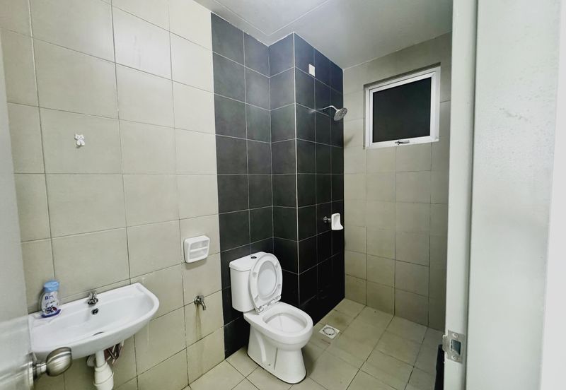 LBS Skylake Residence