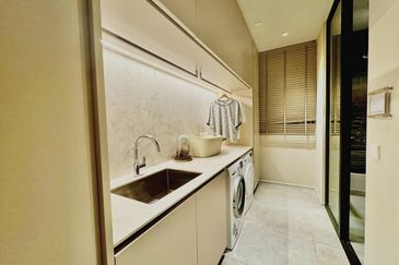 Exclusive Aetas Seputeh Luxury Condo: Freehold, Private Lift Access