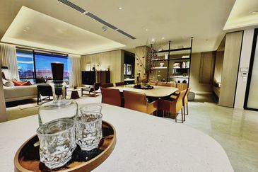 Exclusive Aetas Seputeh Luxury Condo: Freehold, Private Lift Access