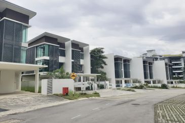 Cristal Serin Residence