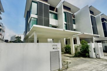 Cristal Serin Residence