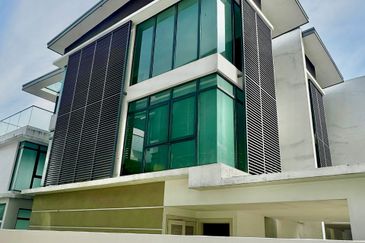 Cristal Serin Residence