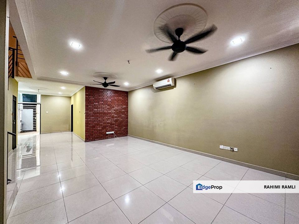Bangi Avenue - Double Storey, Well Maintained, Ready to View, Selangor, Bangi