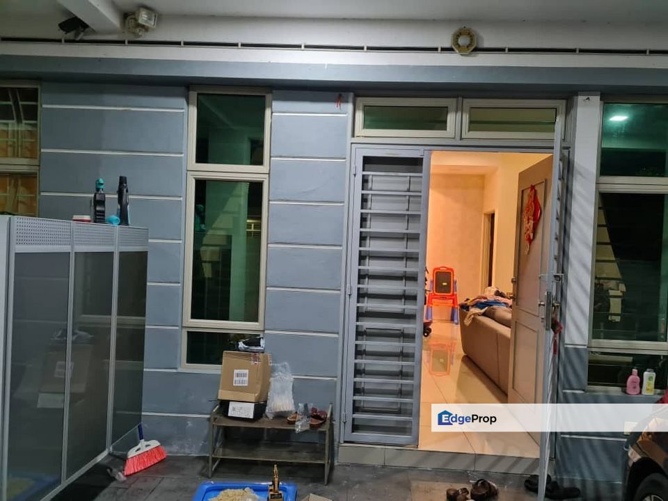 Fully Renovated Unit, Cheapest Unit, Double Storey Cluster Bandar Saujana Putra, Selangor, Kuala Langat